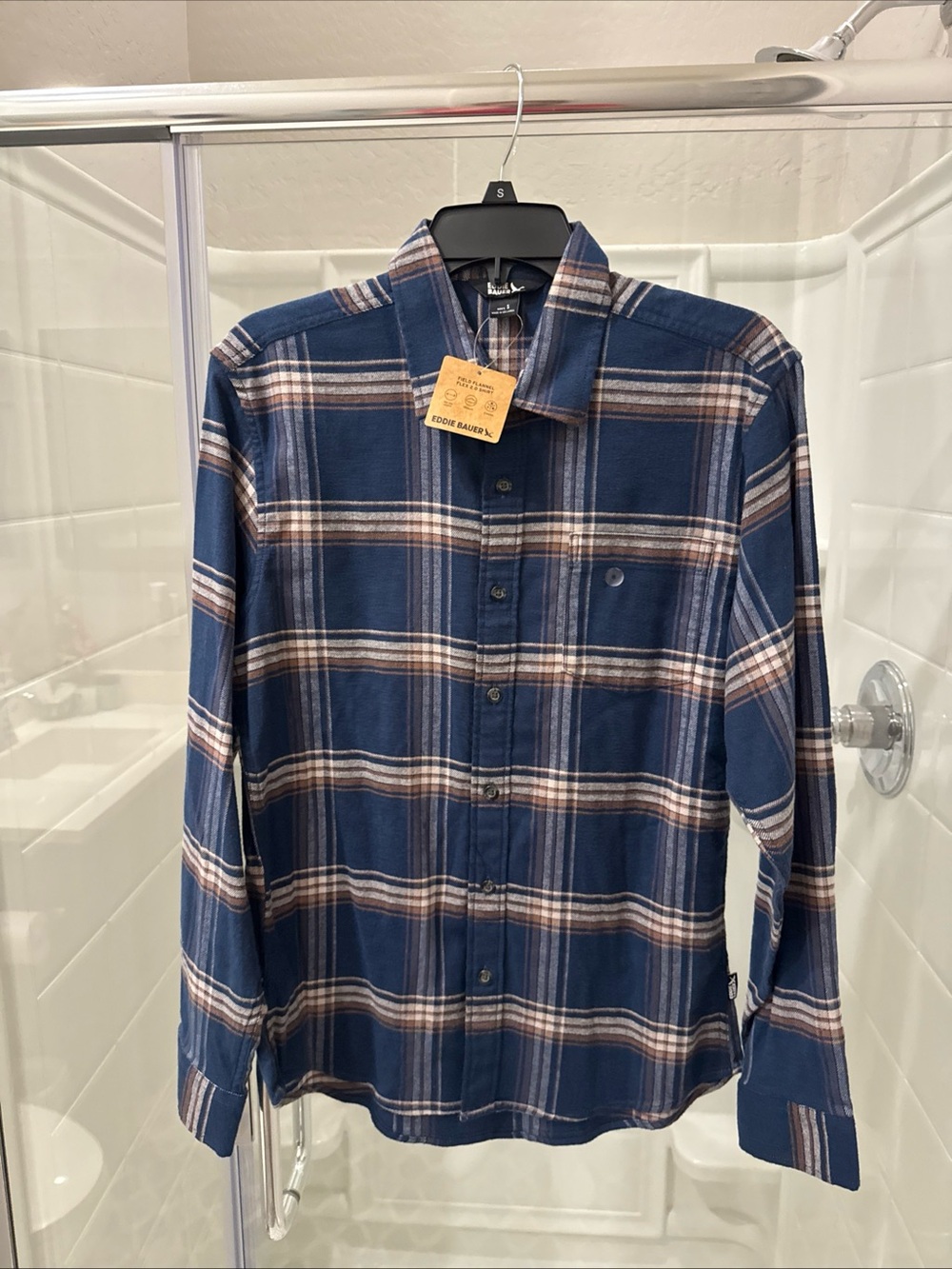 Eddie Bauer Men’s Blue Plaid flannel Button-Up Shirt